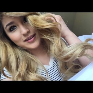 Meet your Posher, Esther